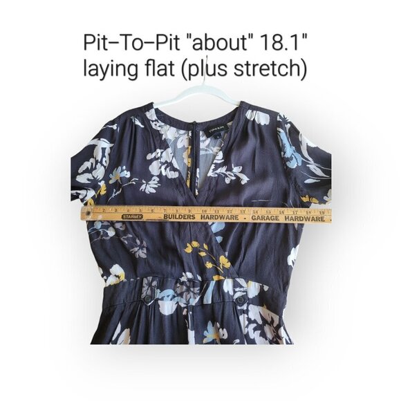 Yumi Kim Love Triangle Liz Romper Floral Faux Wrap V Neck Fun Black Size Small - Picture 6 of 11